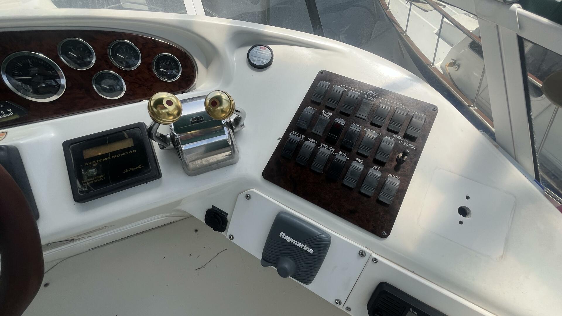Our Way 38ft Sea Ray Yacht For Sale