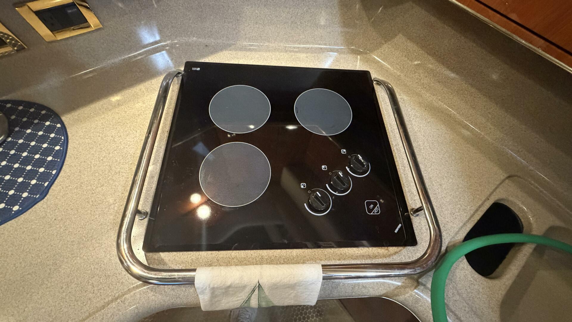 Our Way 38ft Sea Ray Yacht For Sale