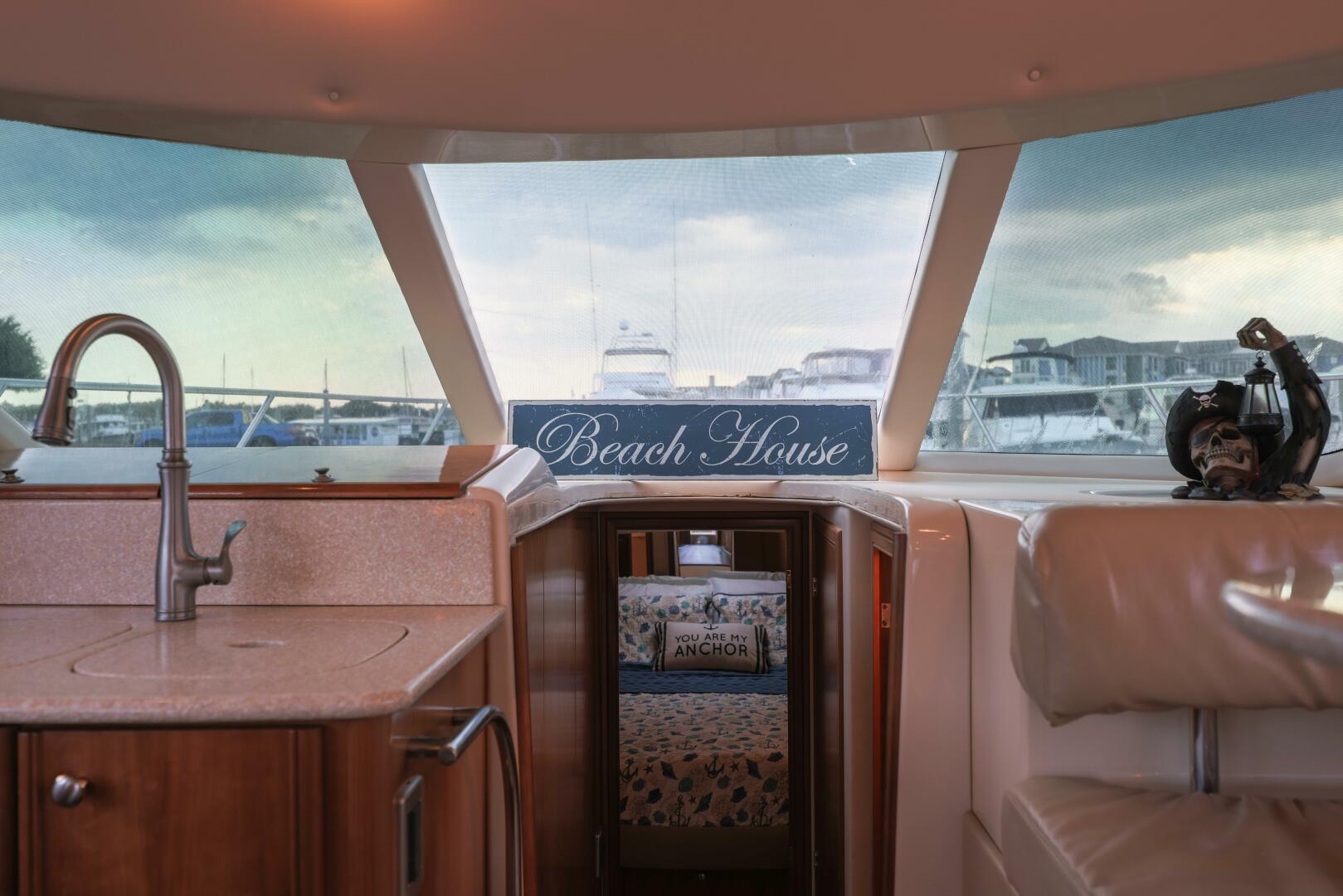 2004 Meridian 411 