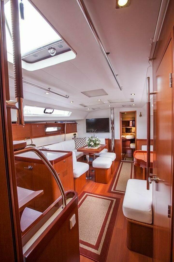 HYDRO THERAPY 50ft Beneteau Yacht For Sale