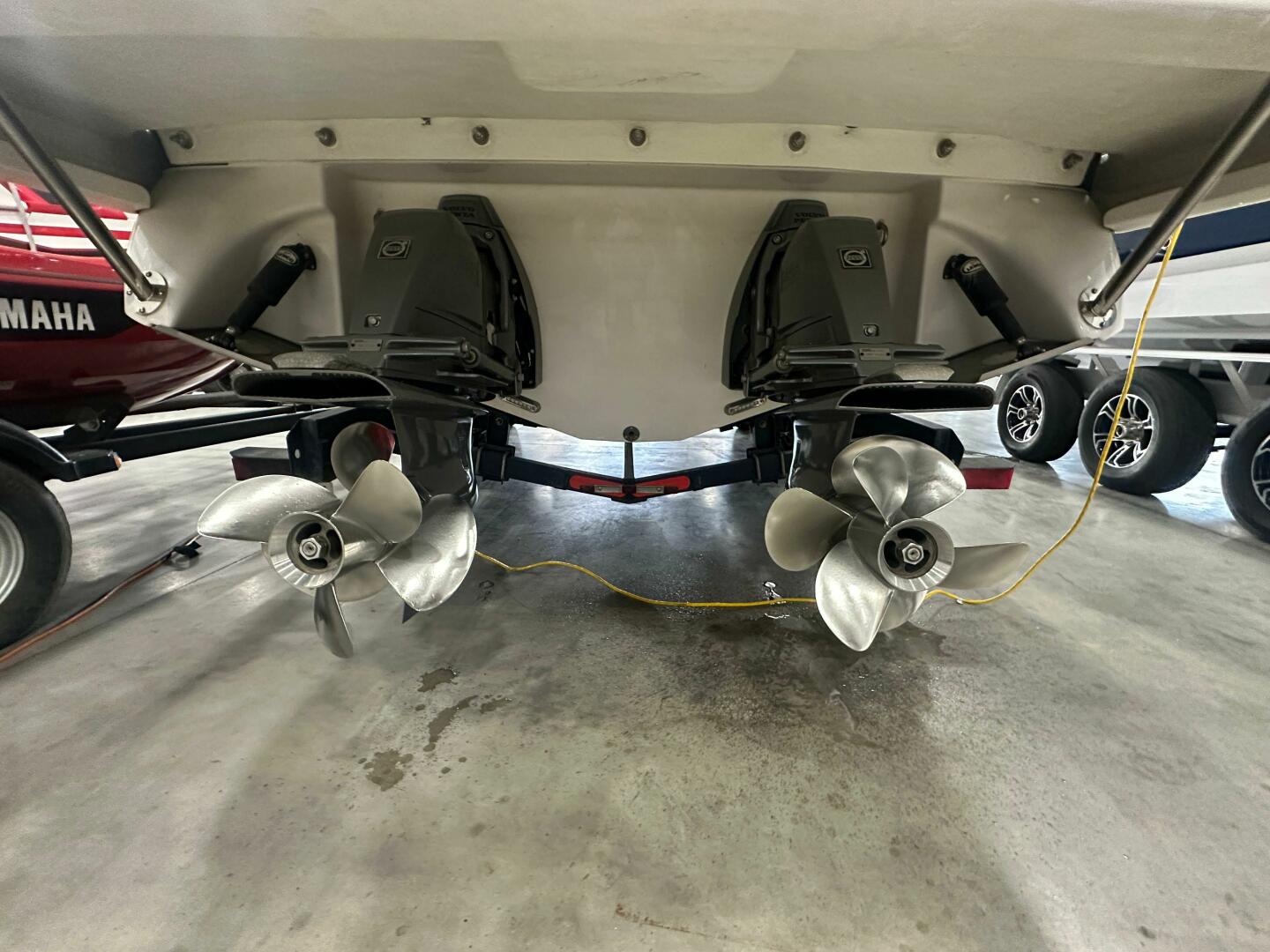 29ft Four Winns Yacht For Sale