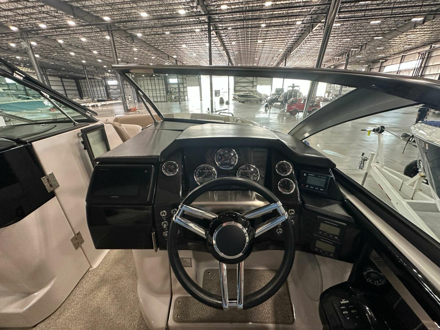29ft Four Winns Yacht For Sale