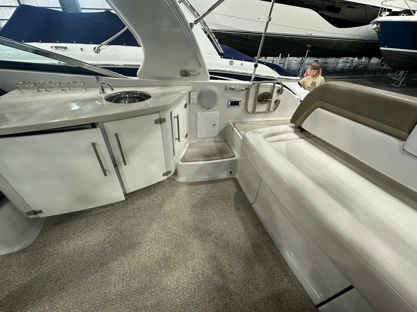 29ft Four Winns Yacht For Sale