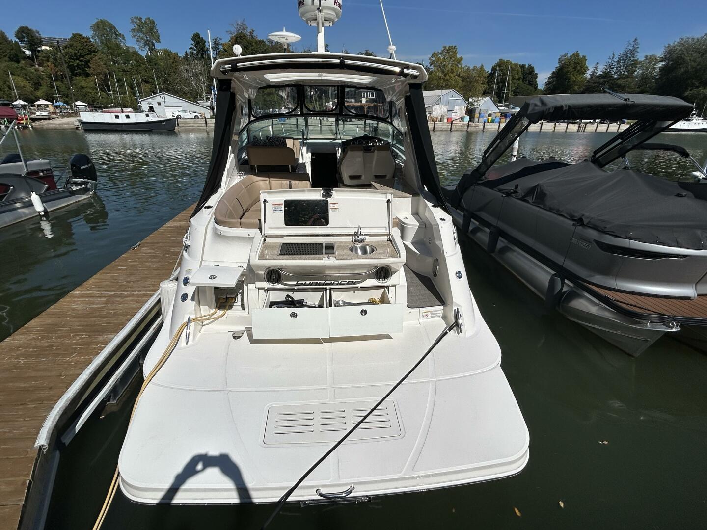 35ft Sea Ray Yacht For Sale