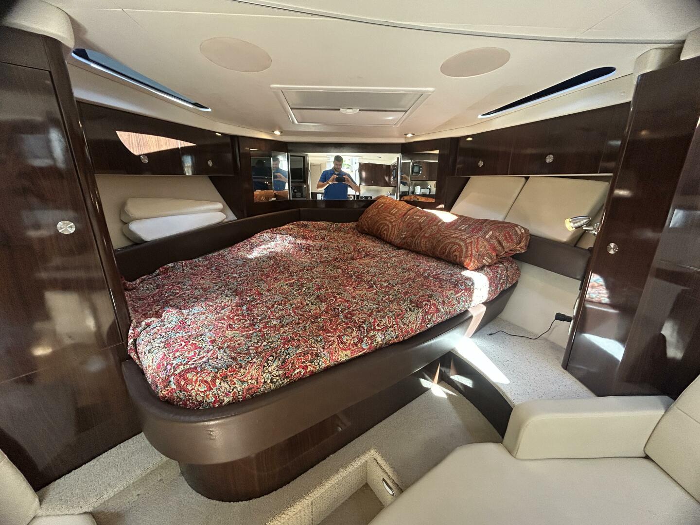 35ft Sea Ray Yacht For Sale
