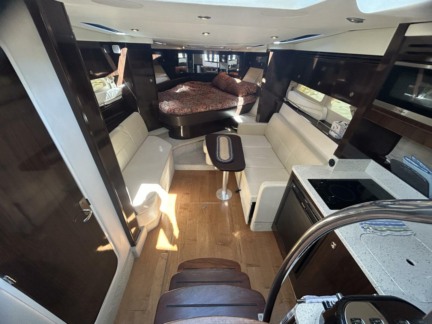 35ft Sea Ray Yacht For Sale