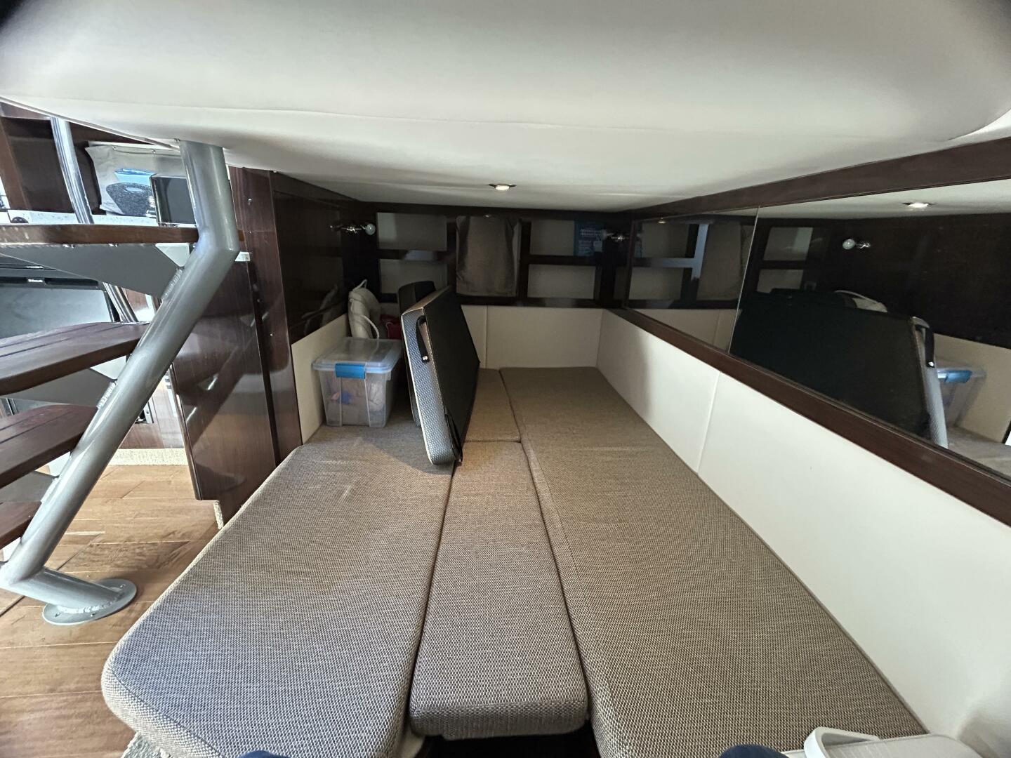 35ft Sea Ray Yacht For Sale