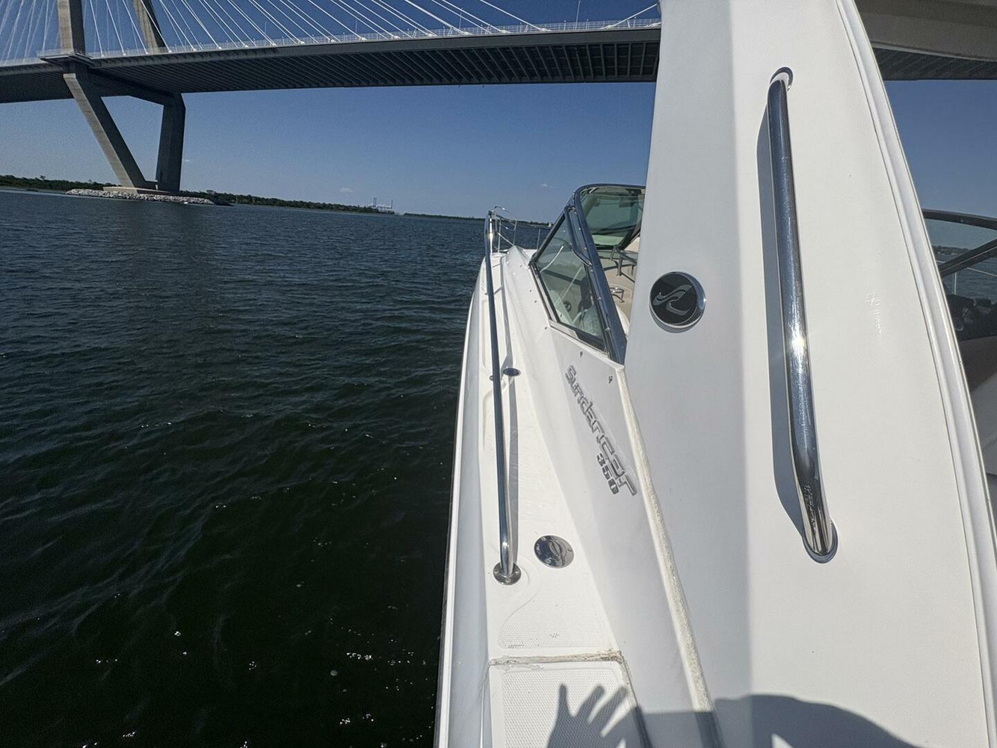 100MILL 35ft Sea Ray Yacht For Sale