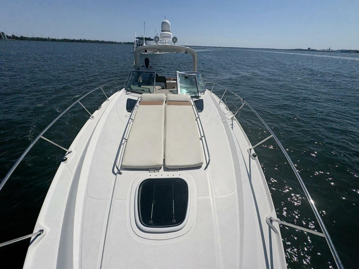 100MILL 35ft Sea Ray Yacht For Sale