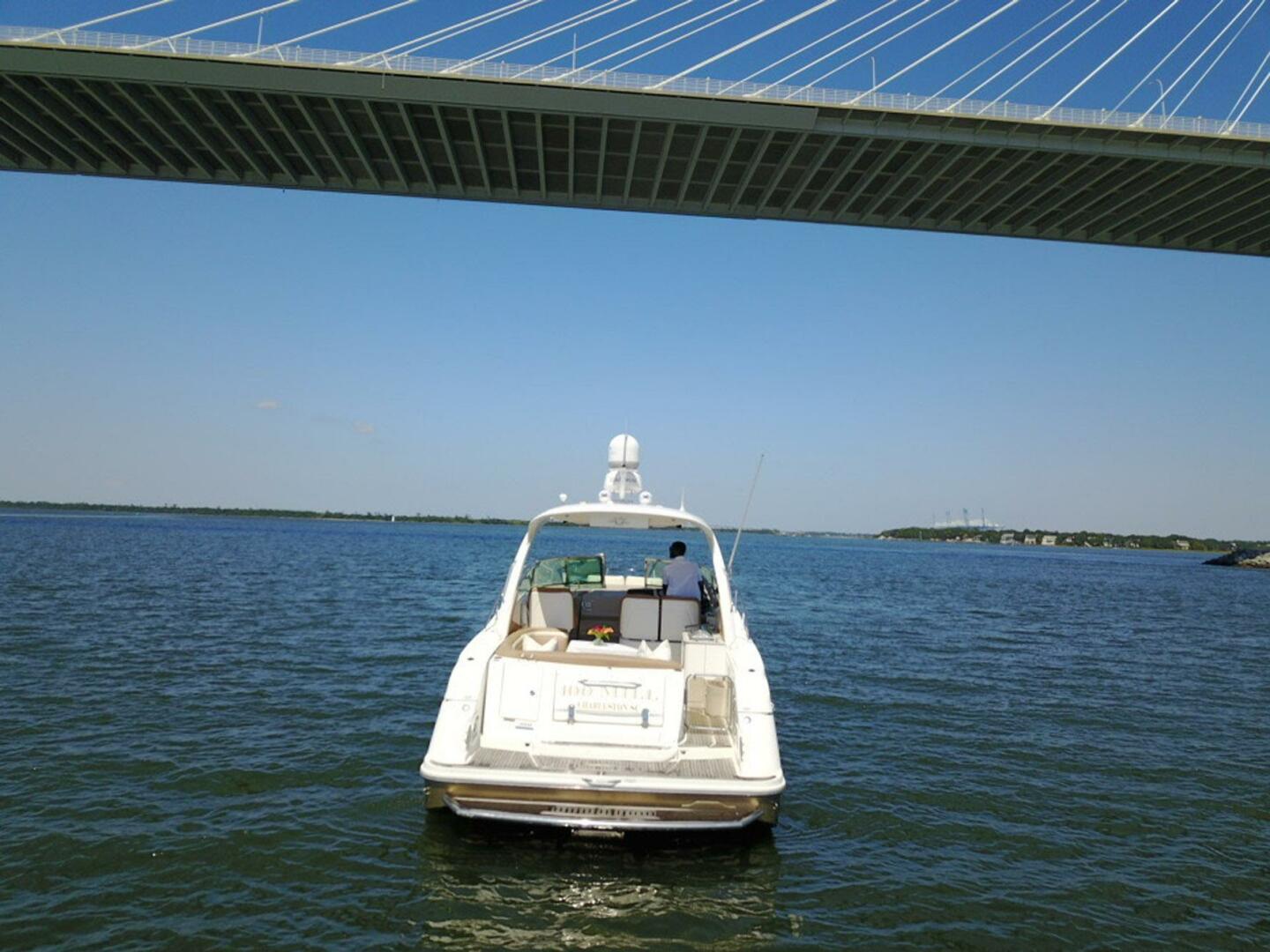 100MILL 35ft Sea Ray Yacht For Sale