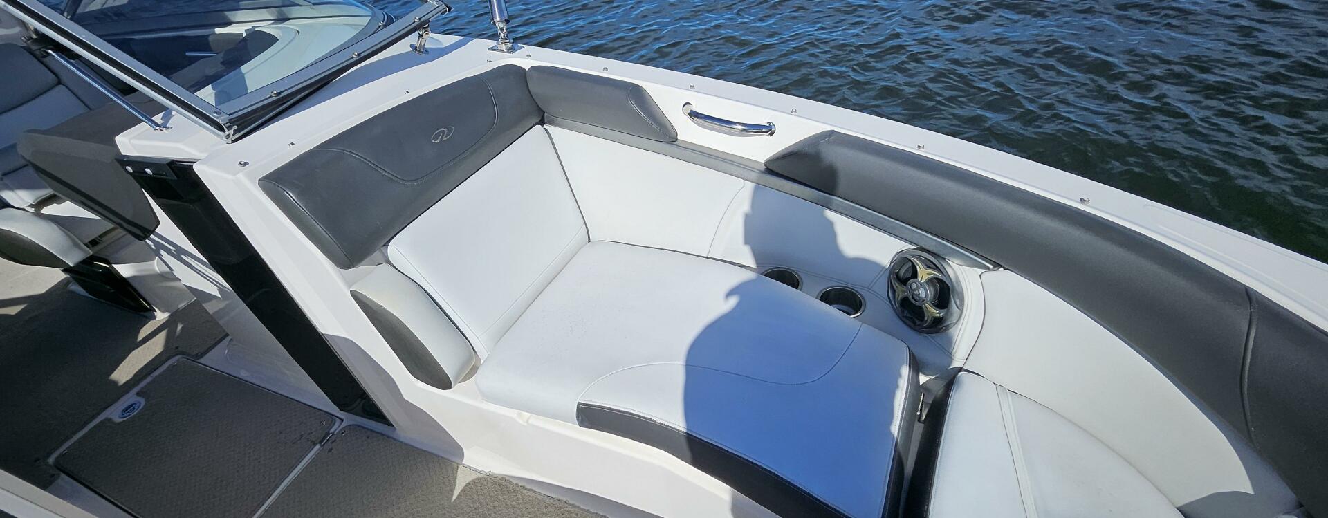 27ft Regal Yacht For Sale