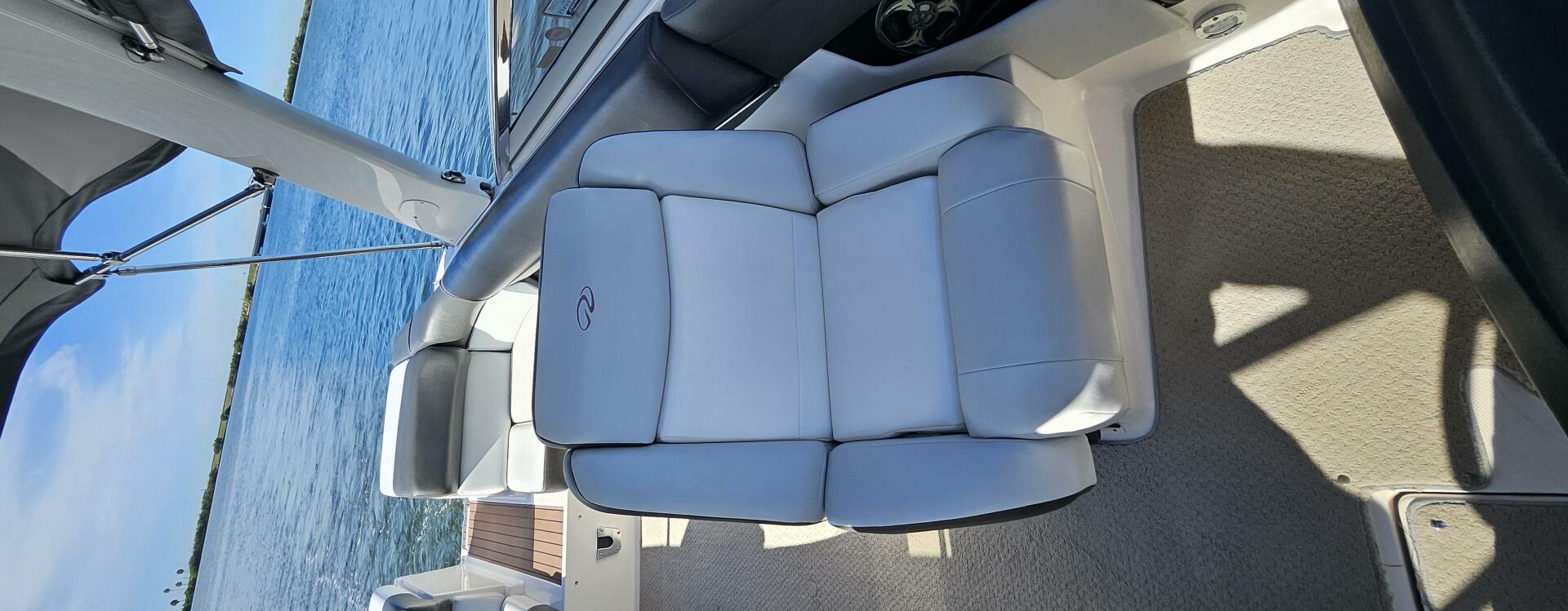 27ft Regal Yacht For Sale