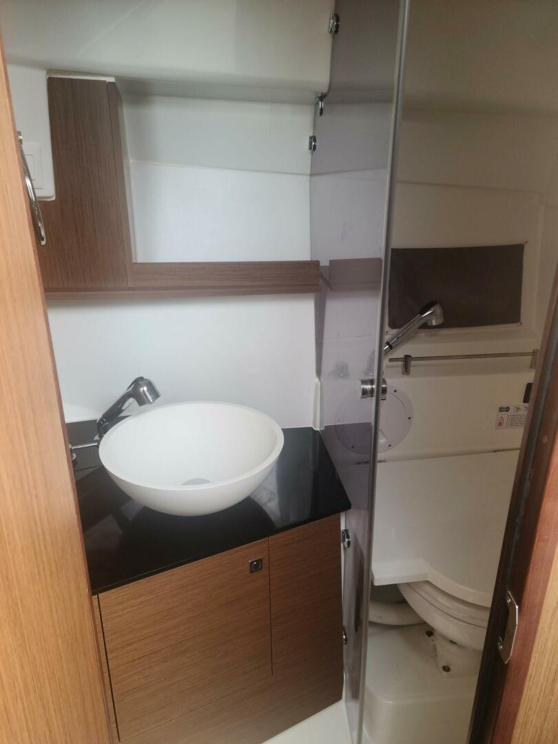 29ft Jeanneau Yacht For Sale