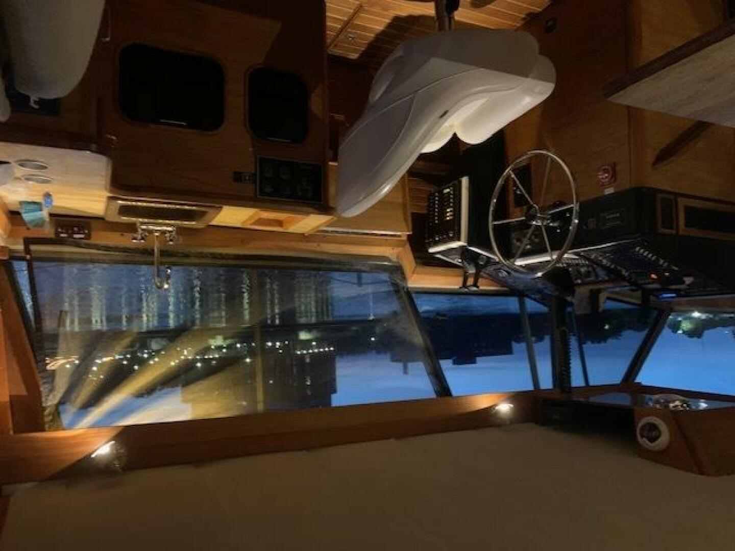 38ft Bayliner Yacht For Sale