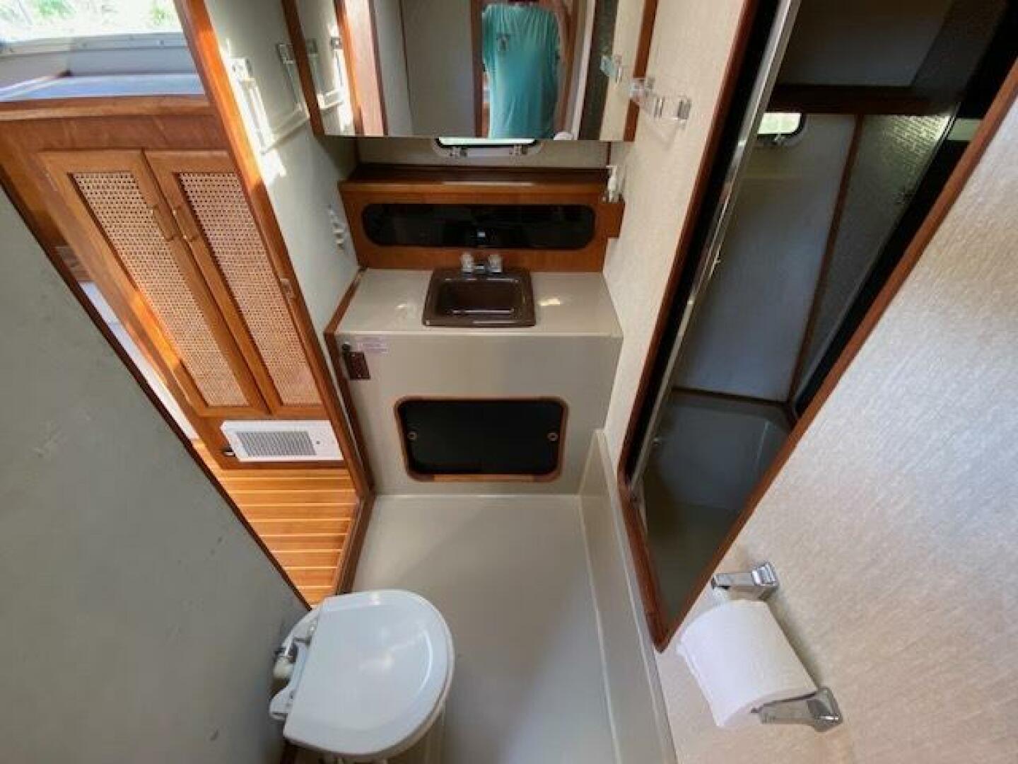 38ft Bayliner Yacht For Sale
