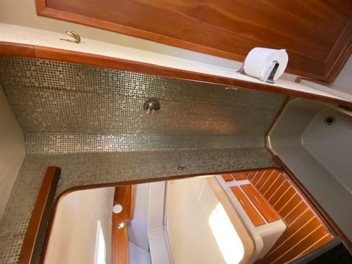 38ft Bayliner Yacht For Sale
