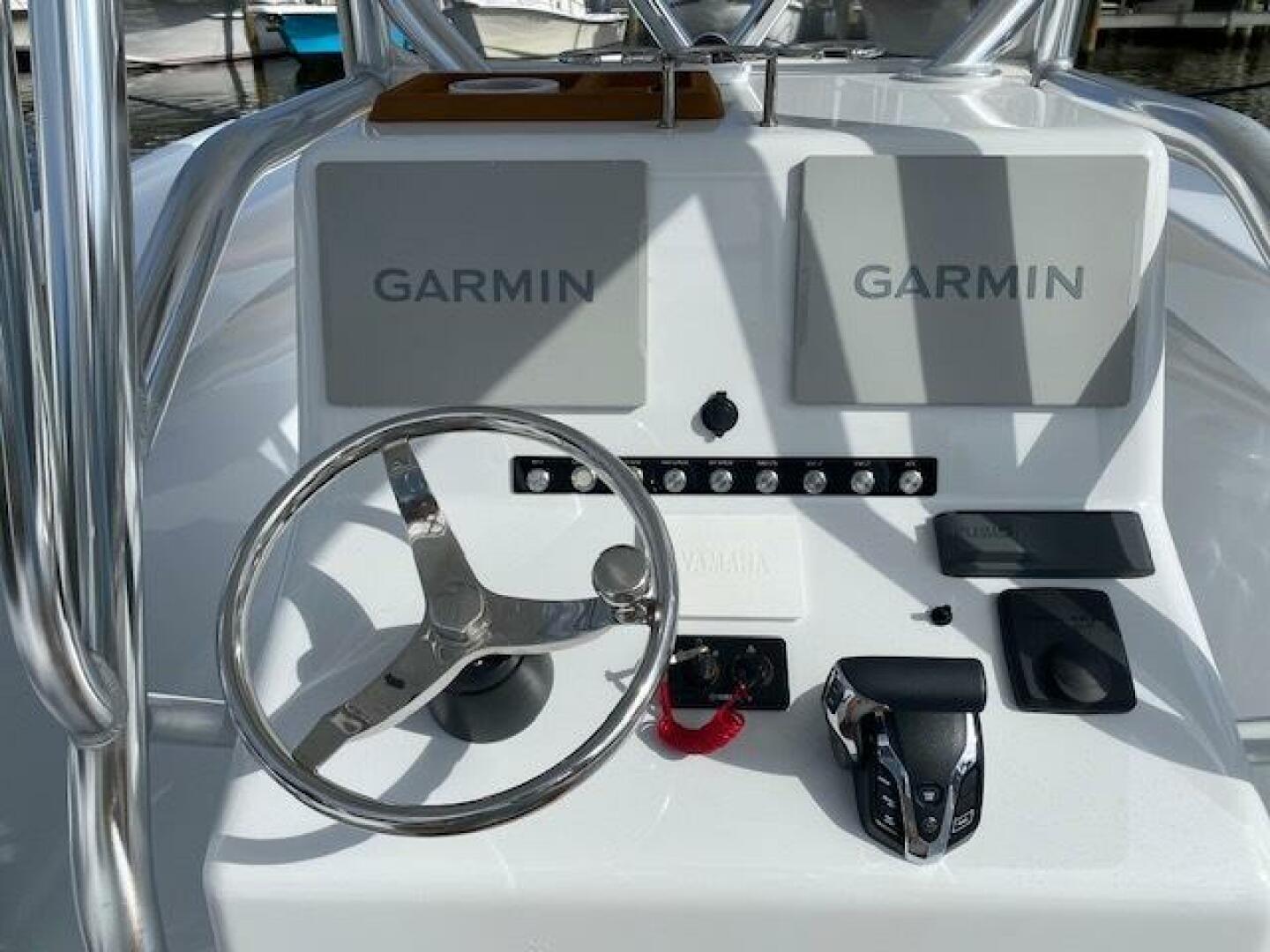 28ft Irving Forbes Yacht For Sale