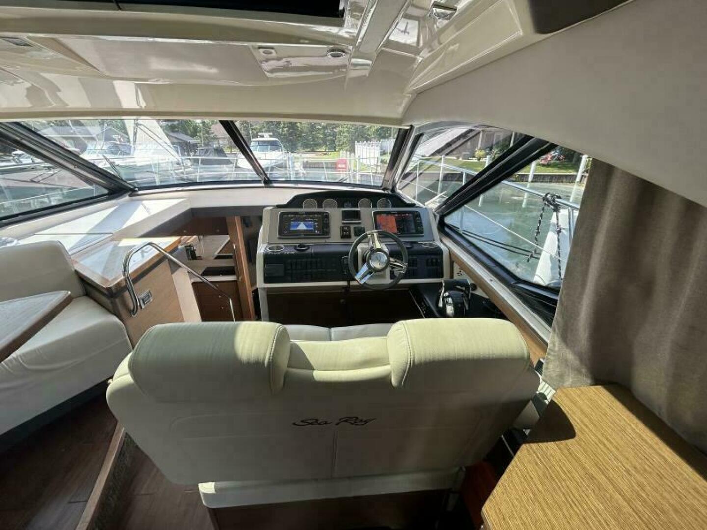 51ft Sea Ray Yacht For Sale