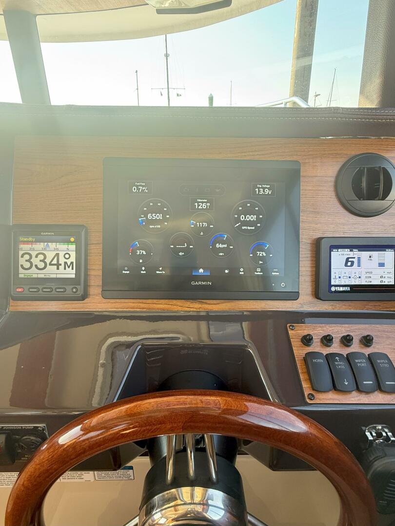 ANIMA GEMELLA 27ft Ranger Tugs Yacht For Sale