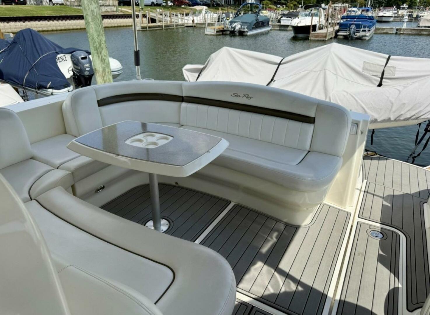 40ft Sea Ray Yacht For Sale