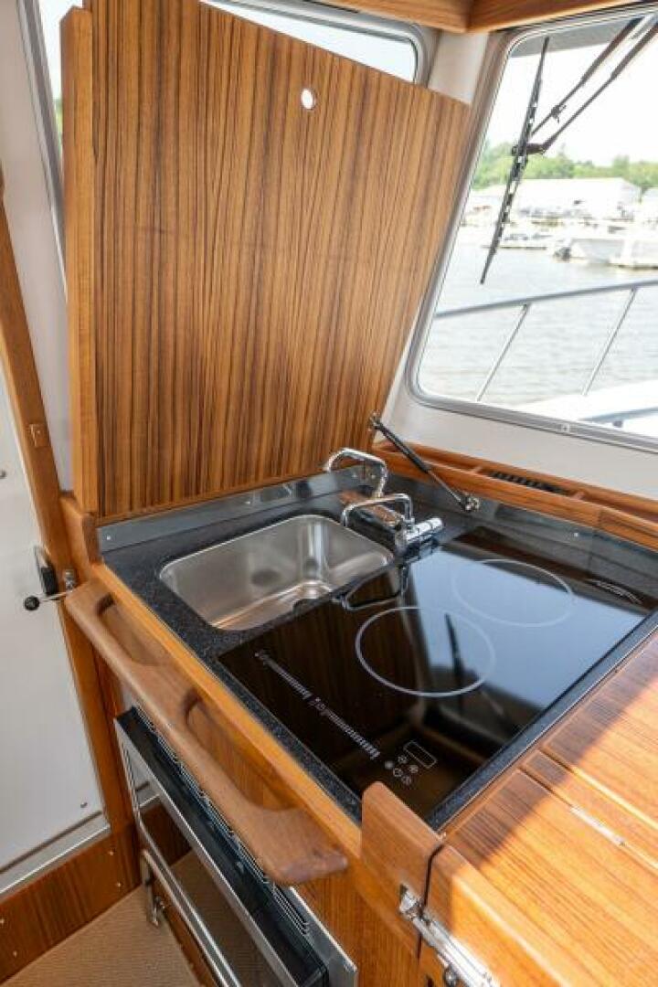 Stock 5 32ft Targa Yacht For Sale