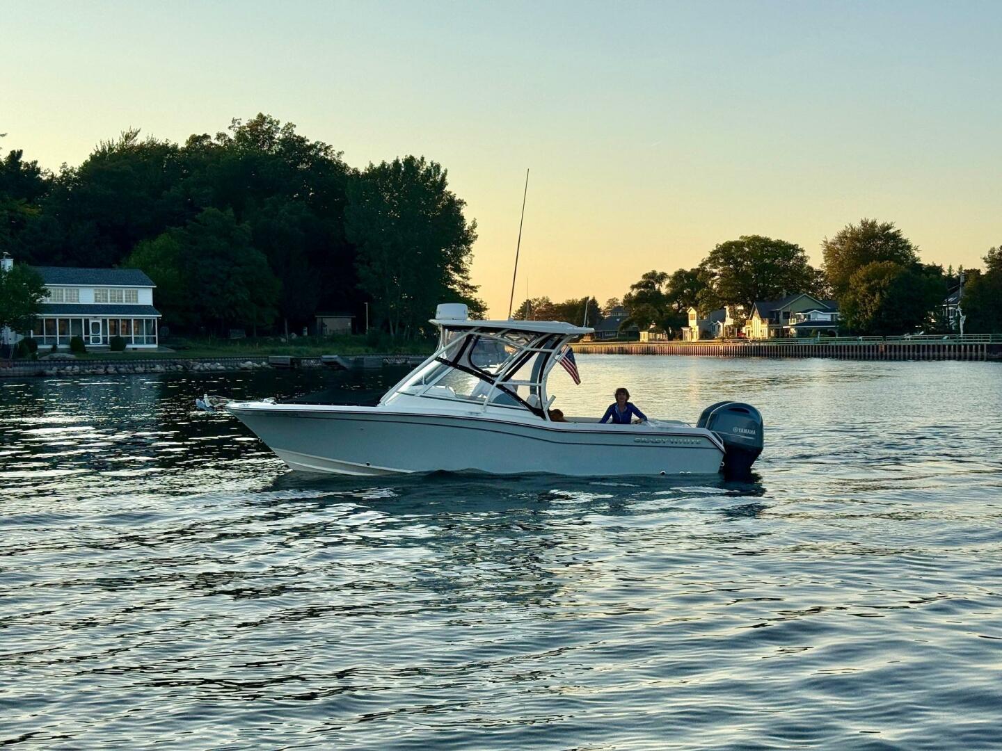 25ft Grady White Yacht For Sale
