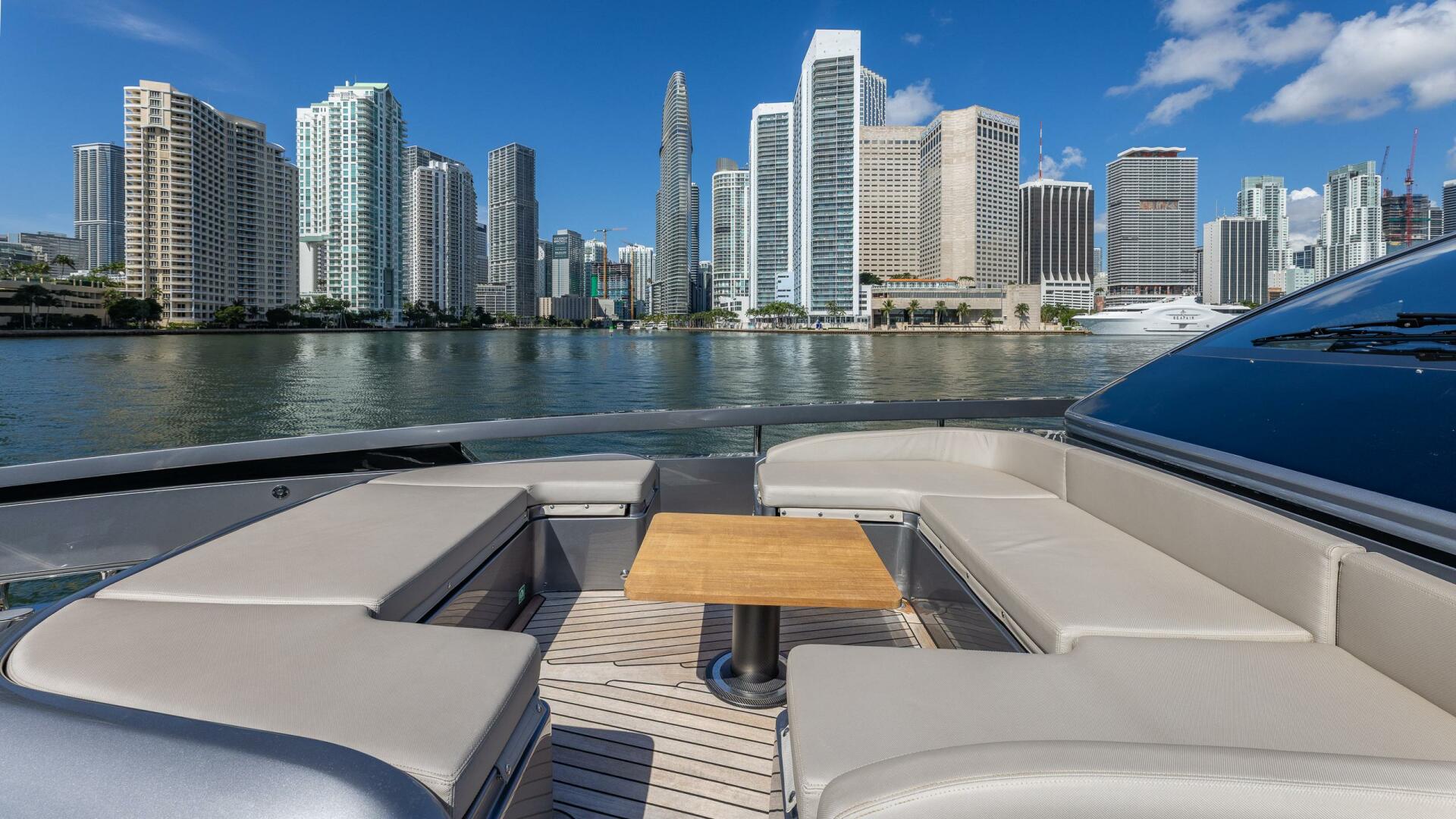 CIAO 80ft Pershing Yacht For Sale
