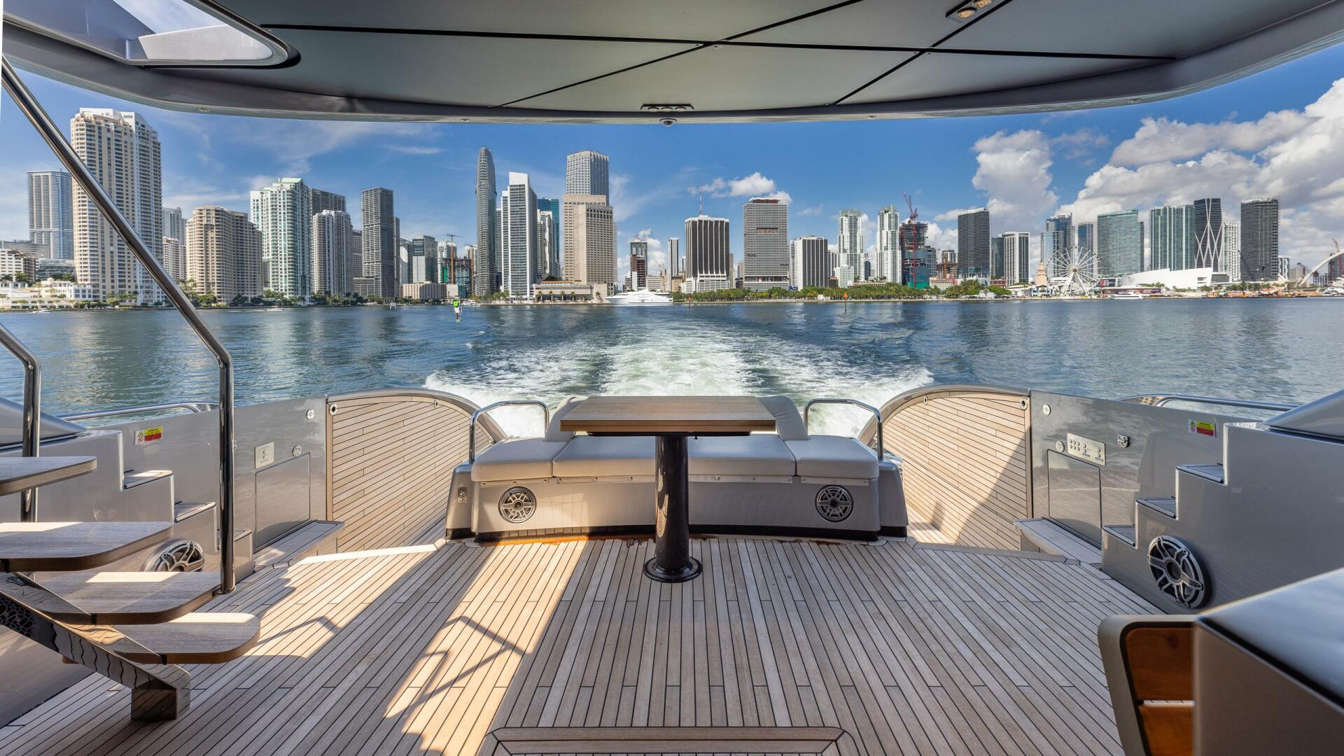 CIAO 80ft Pershing Yacht For Sale