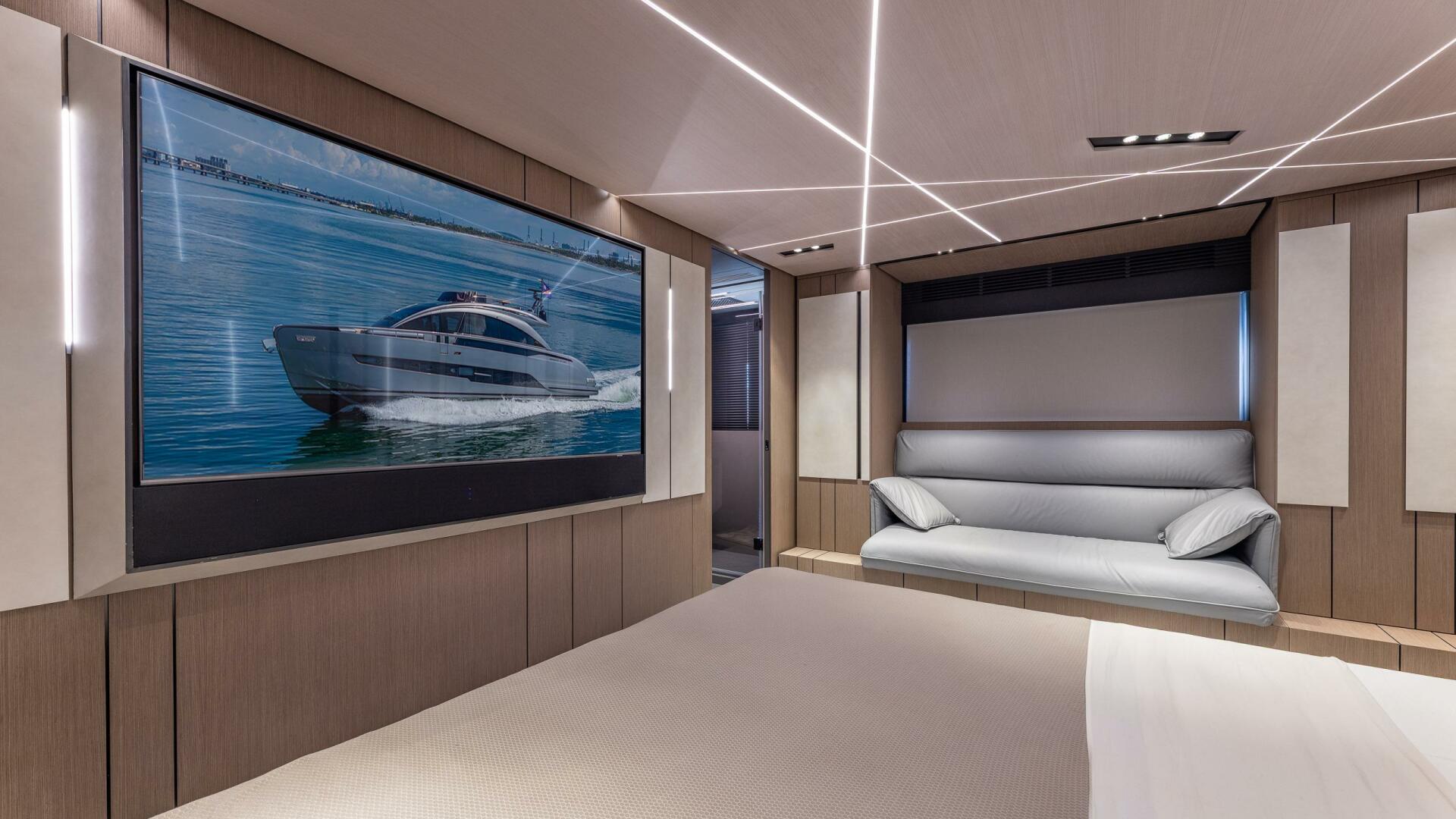 CIAO 80ft Pershing Yacht For Sale