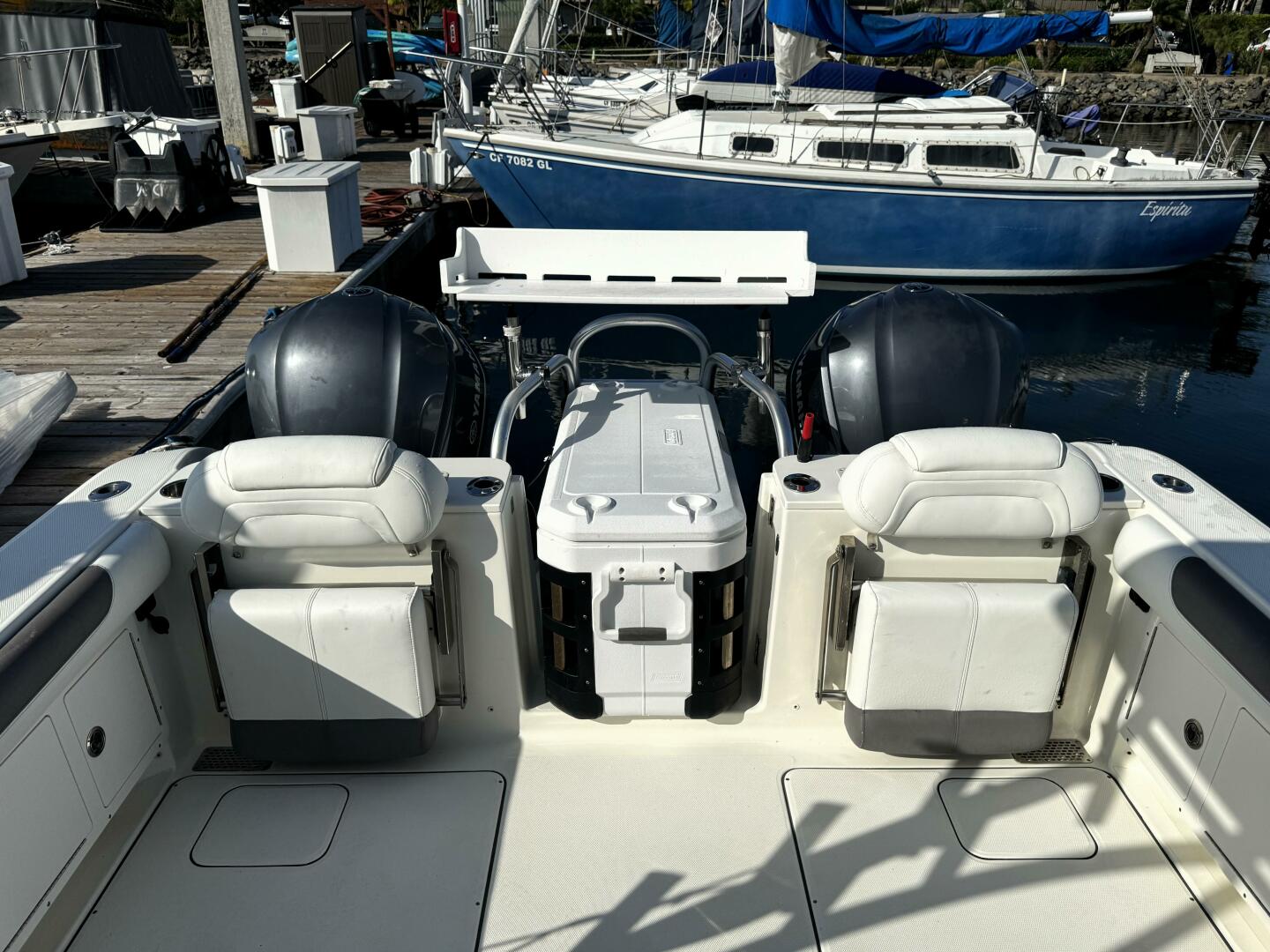 29ft World Cat Yacht For Sale