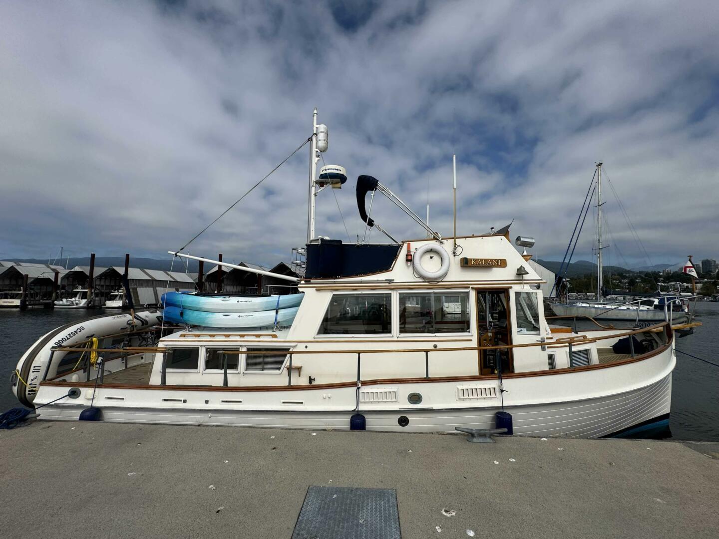 Kalani 36ft Grand Banks Yacht For Sale