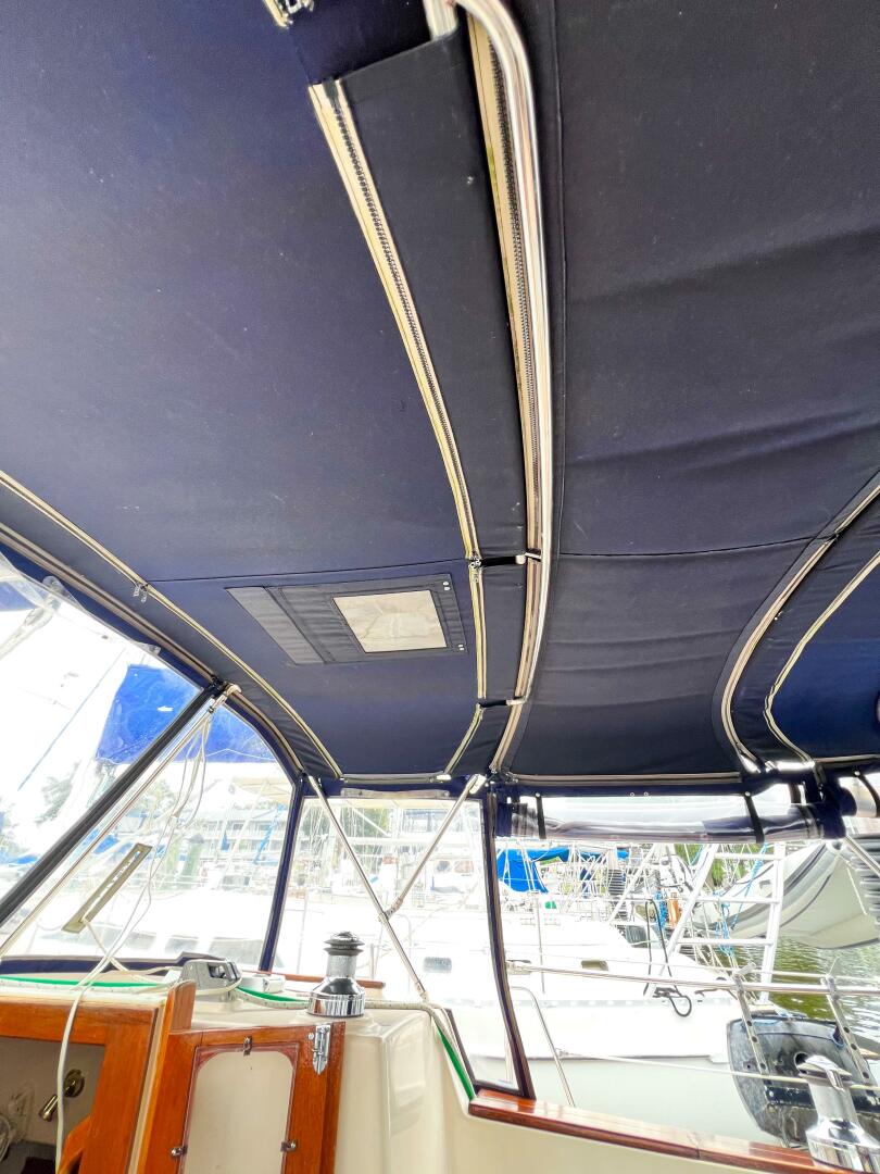 DELICIA 40ft Island Packet Yacht For Sale