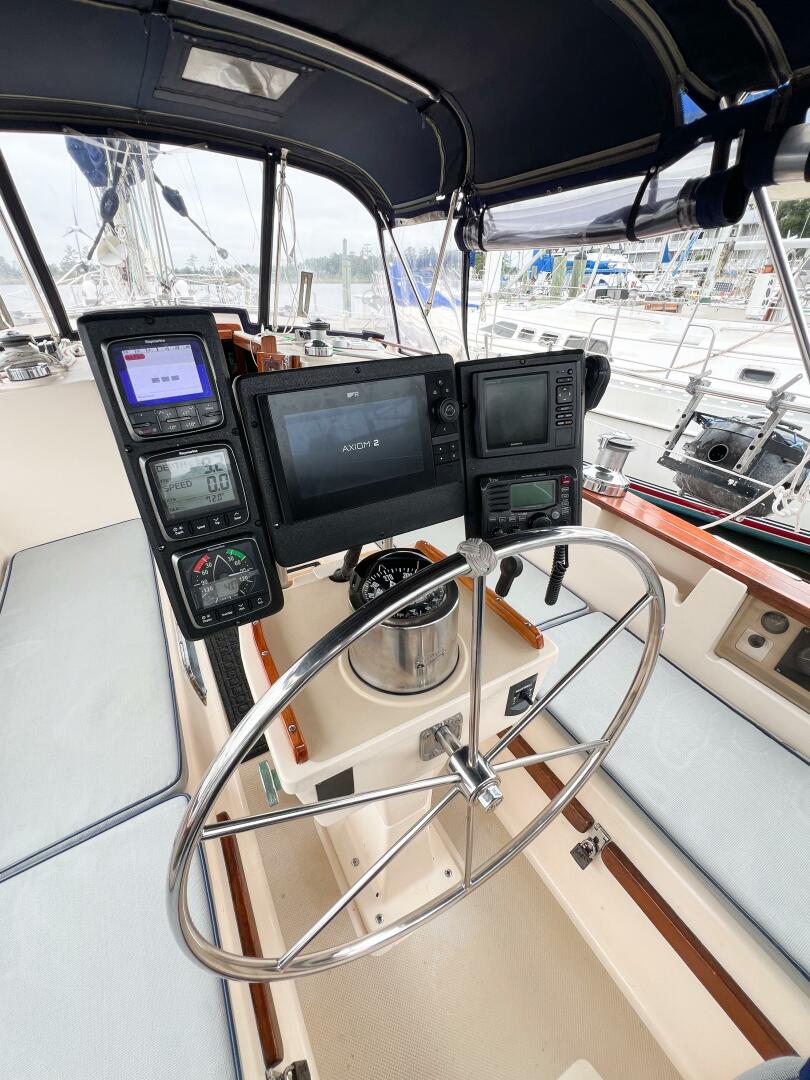 DELICIA 40ft Island Packet Yacht For Sale