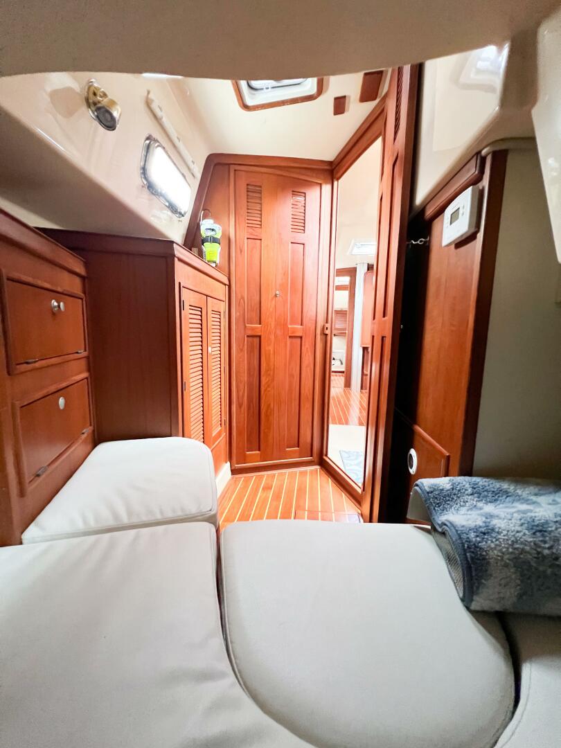 DELICIA 40ft Island Packet Yacht For Sale