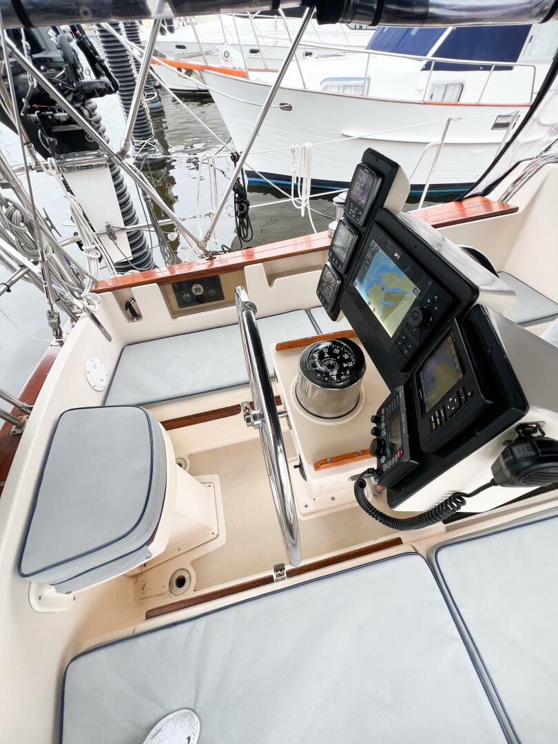 DELICIA 40ft Island Packet Yacht For Sale