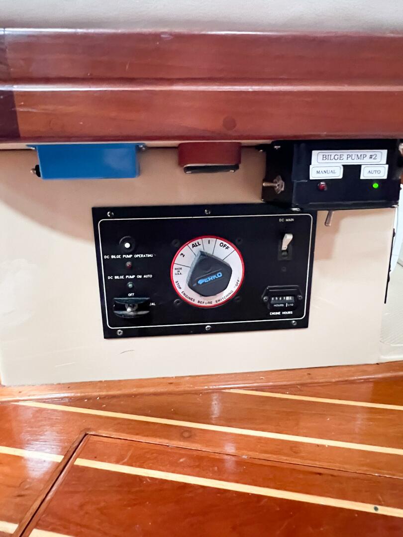 DELICIA 40ft Island Packet Yacht For Sale