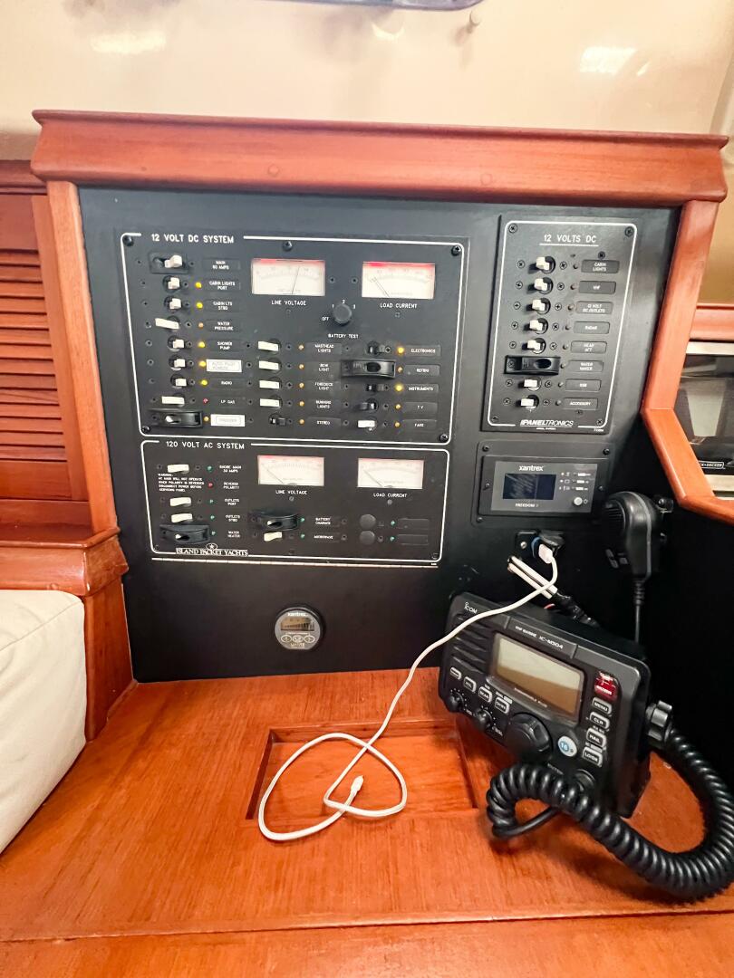 DELICIA 40ft Island Packet Yacht For Sale