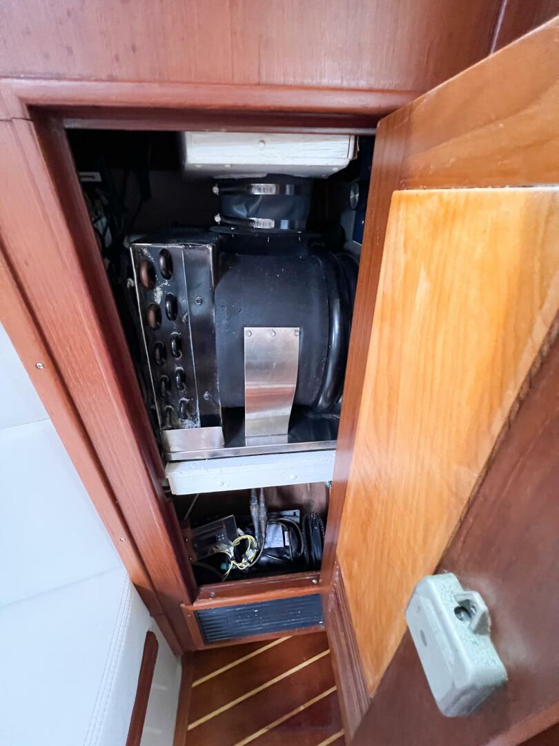 DELICIA 40ft Island Packet Yacht For Sale