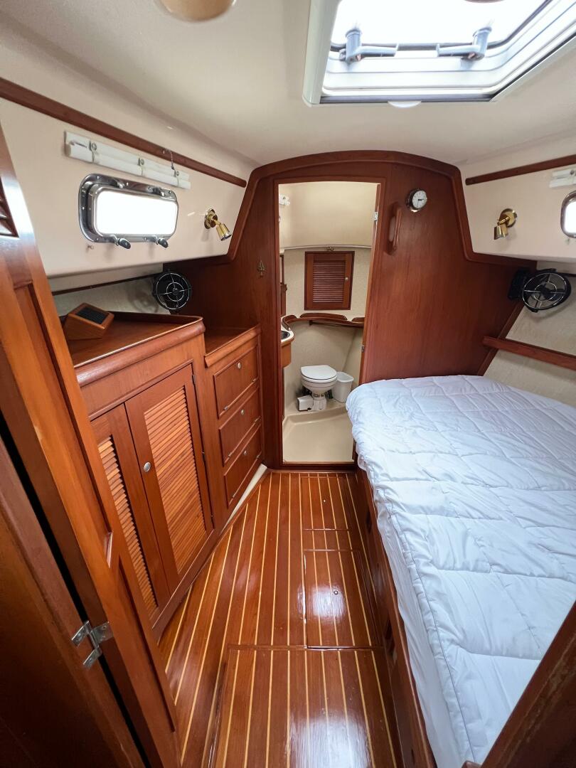 DELICIA 40ft Island Packet Yacht For Sale