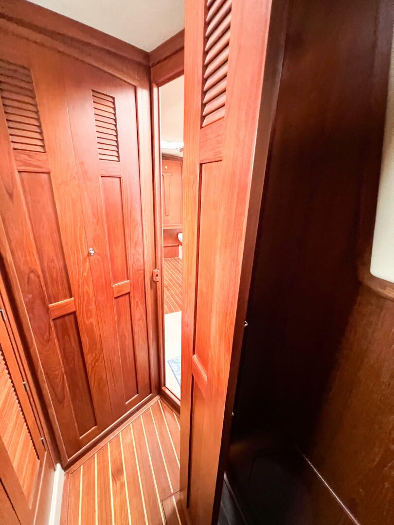 DELICIA 40ft Island Packet Yacht For Sale