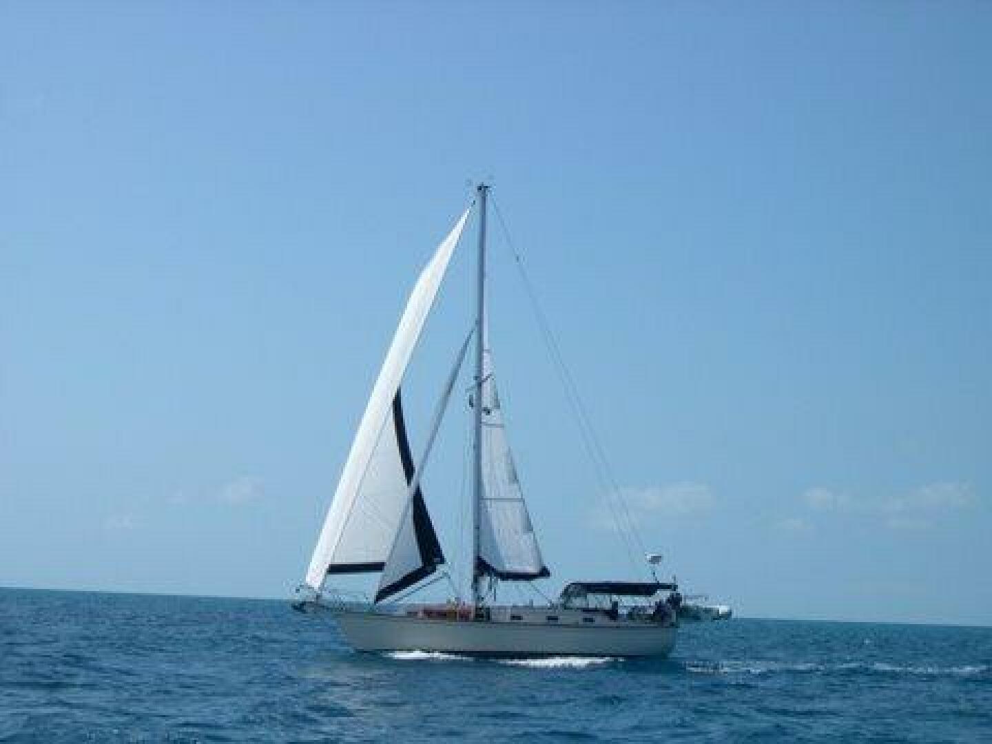 DELICIA 40ft Island Packet Yacht For Sale