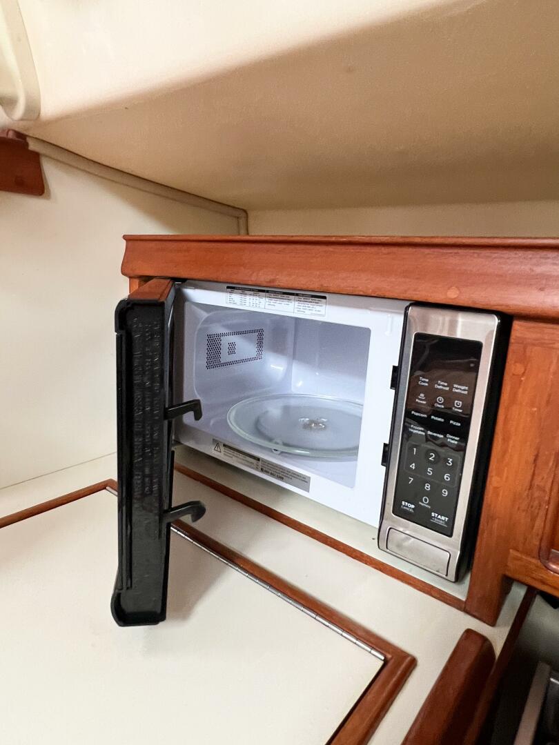 DELICIA 40ft Island Packet Yacht For Sale