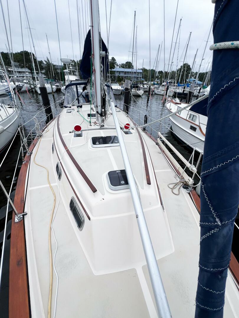 DELICIA 40ft Island Packet Yacht For Sale