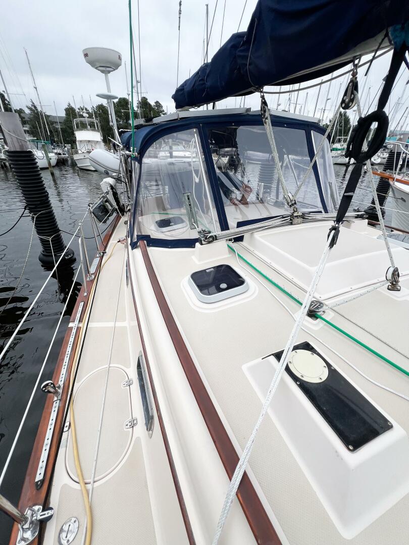 DELICIA 40ft Island Packet Yacht For Sale
