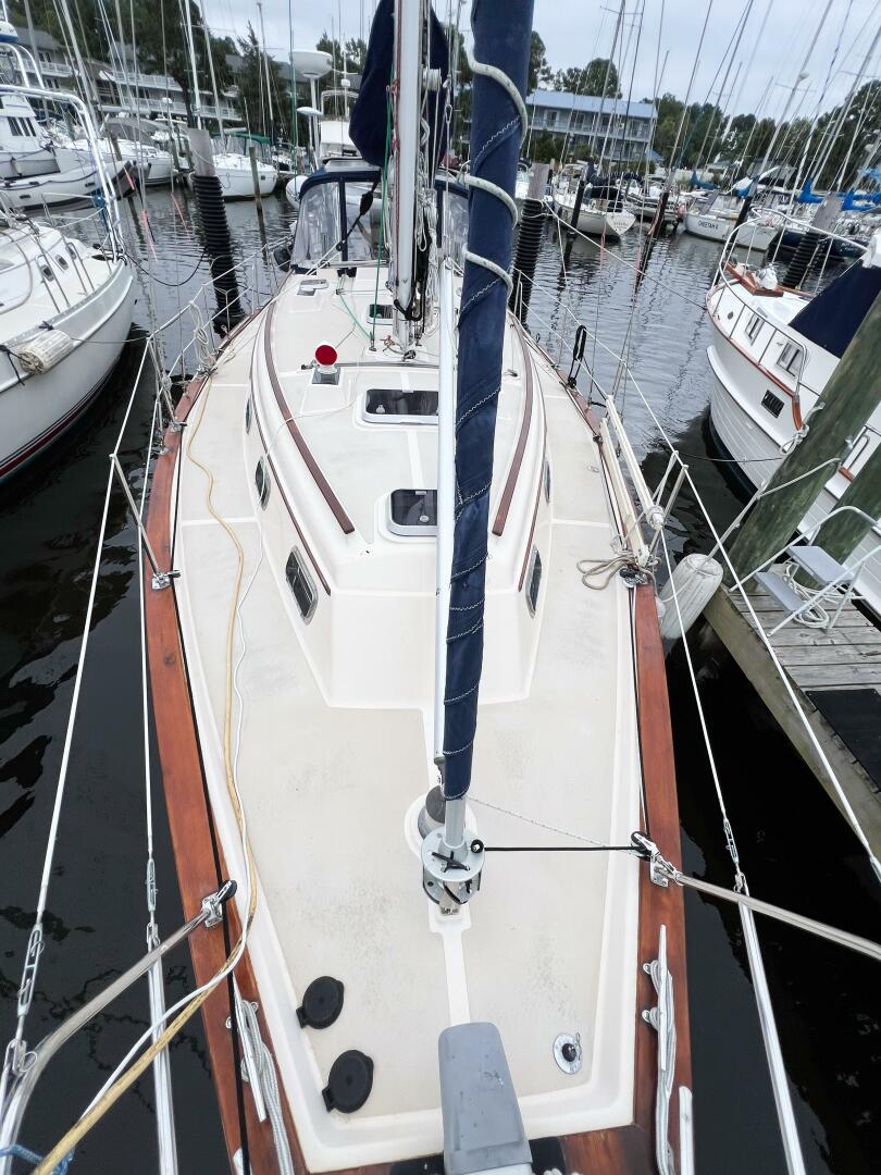 DELICIA 40ft Island Packet Yacht For Sale