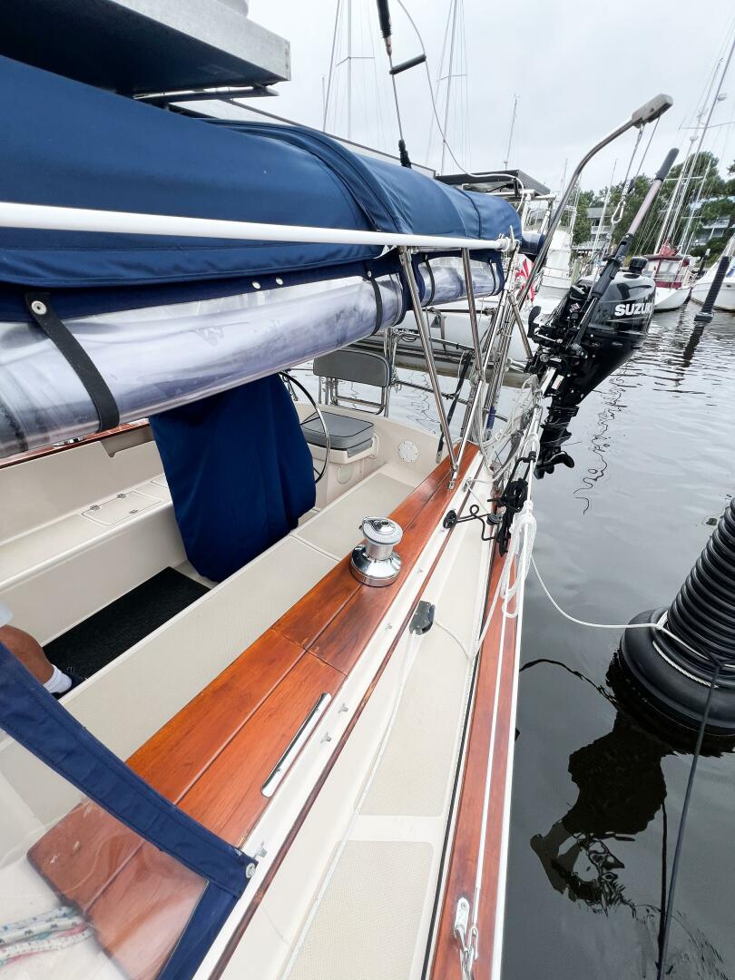 DELICIA 40ft Island Packet Yacht For Sale