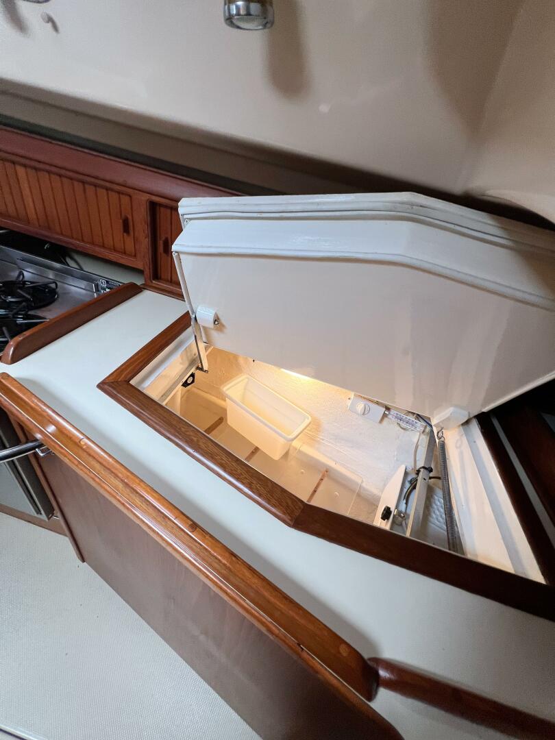DELICIA 40ft Island Packet Yacht For Sale