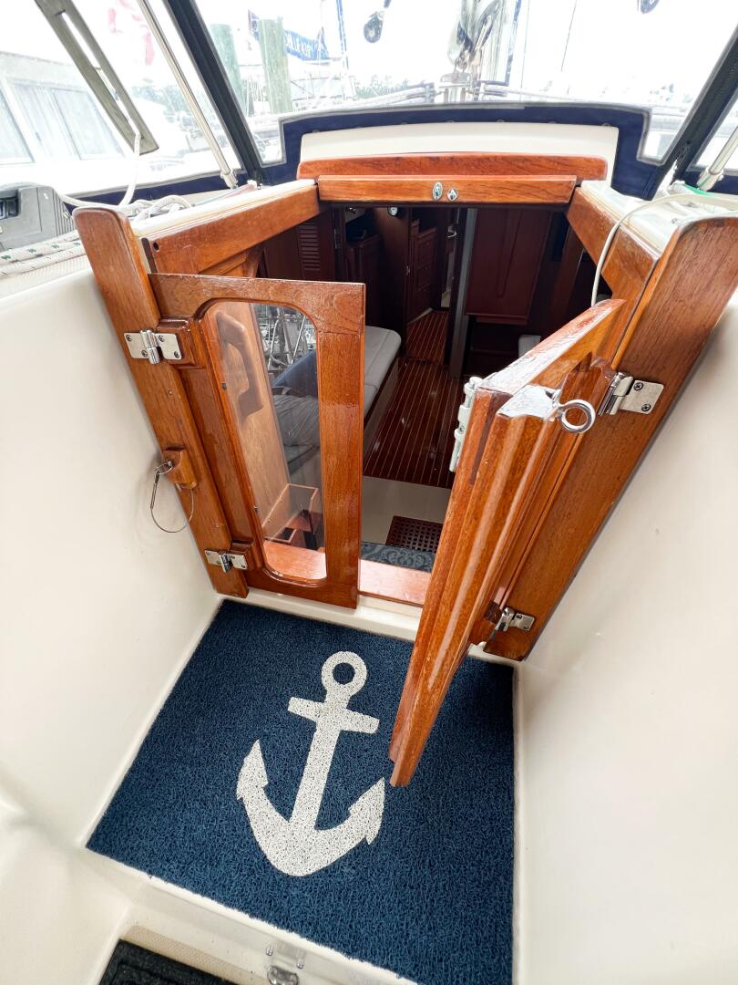 DELICIA 40ft Island Packet Yacht For Sale