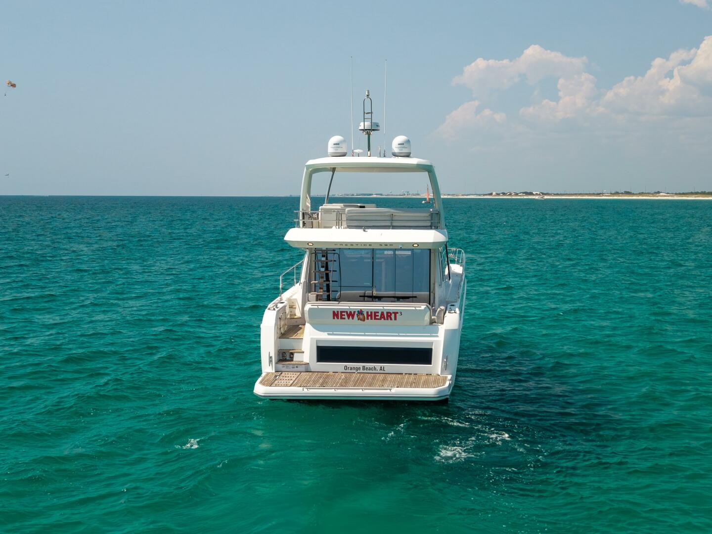 2019 Prestige 590 Fly 'New Heart' - Stern 