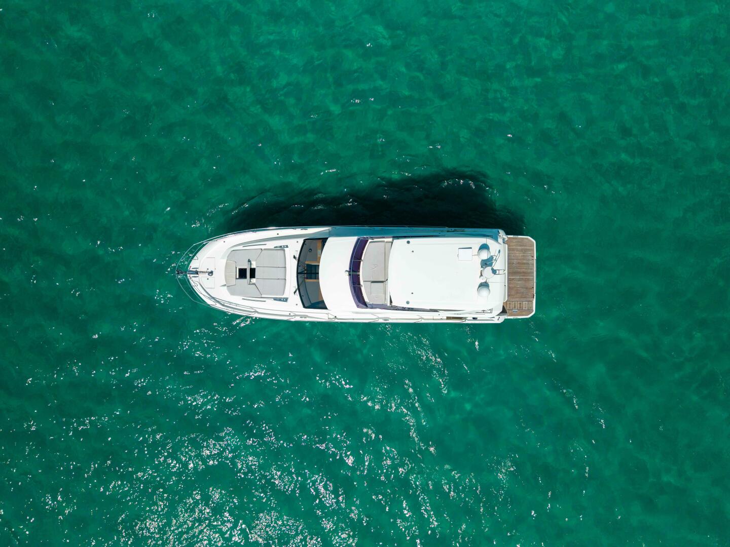 2019 Prestige 590 Fly 'New Heart' - Aerial